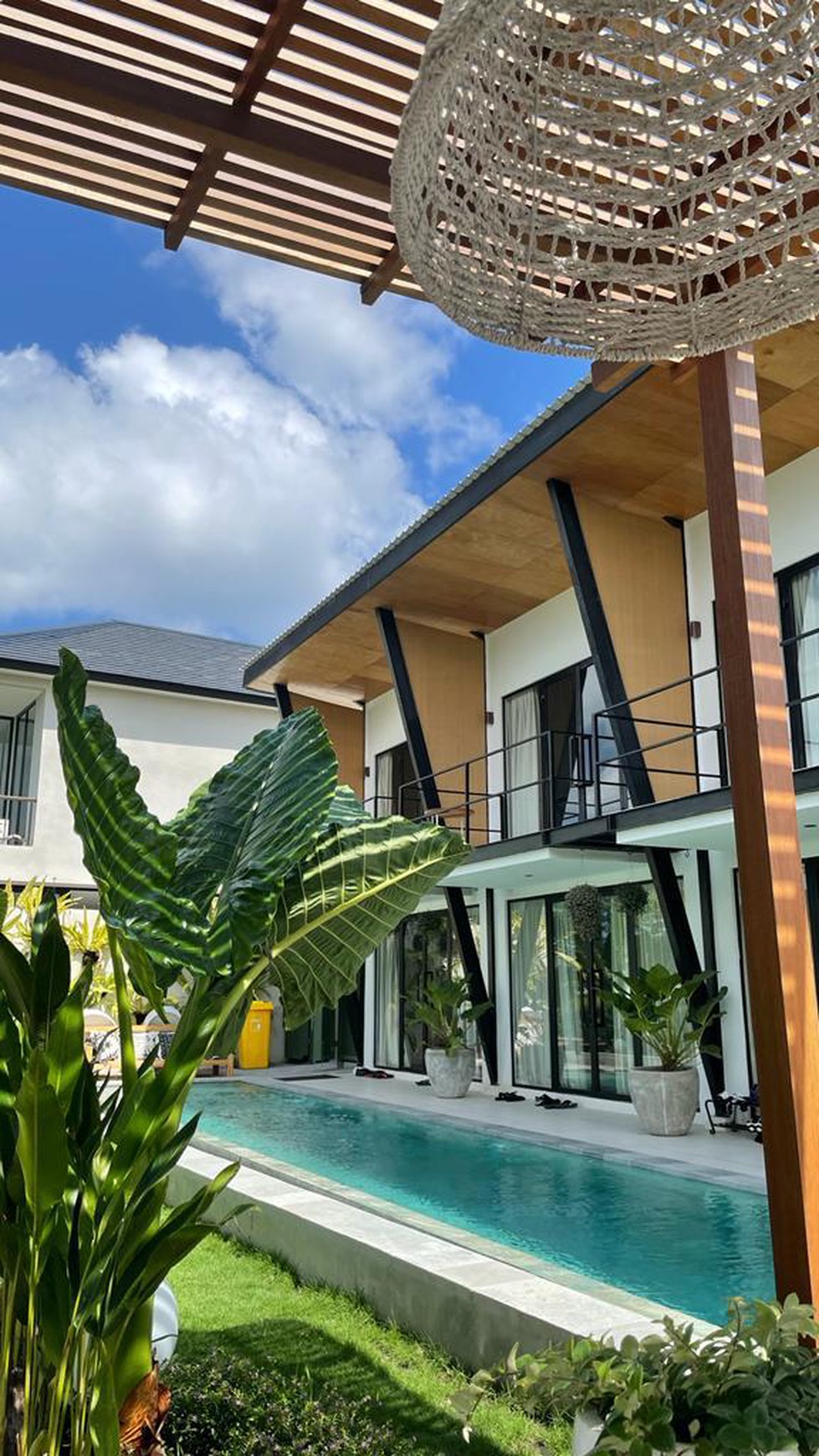 For Sale Kammara LOFT and The Peak Apartment  Leasehold in Great Location Batu Bolong Bali [Financing Available]