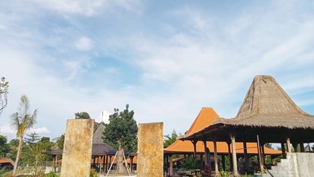 Freehold beautiful 9 joglos in area premium Canggu Bali