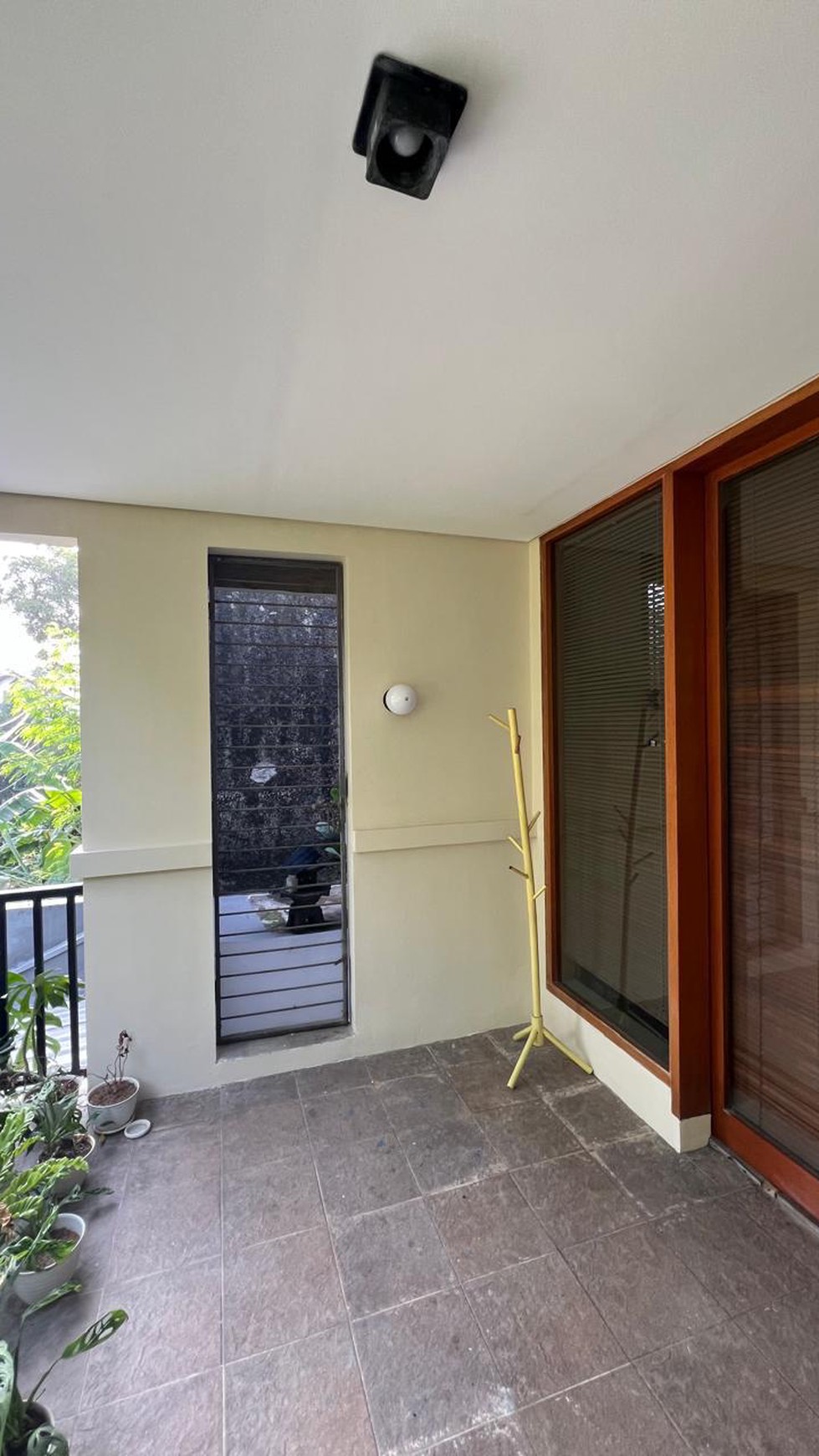 Dijual Rumah 2 lantai di Pondok Indah 