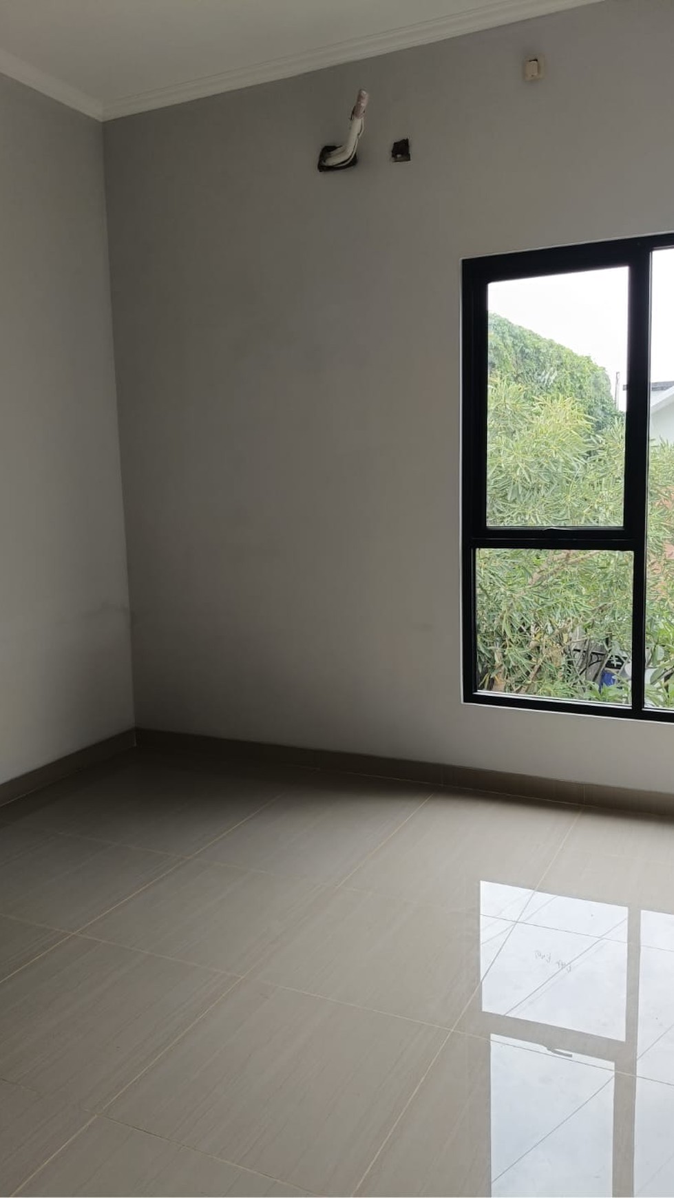 Rumah Siap Huni Minimalis dan Dalam Cluster @Bintaro Sek 3