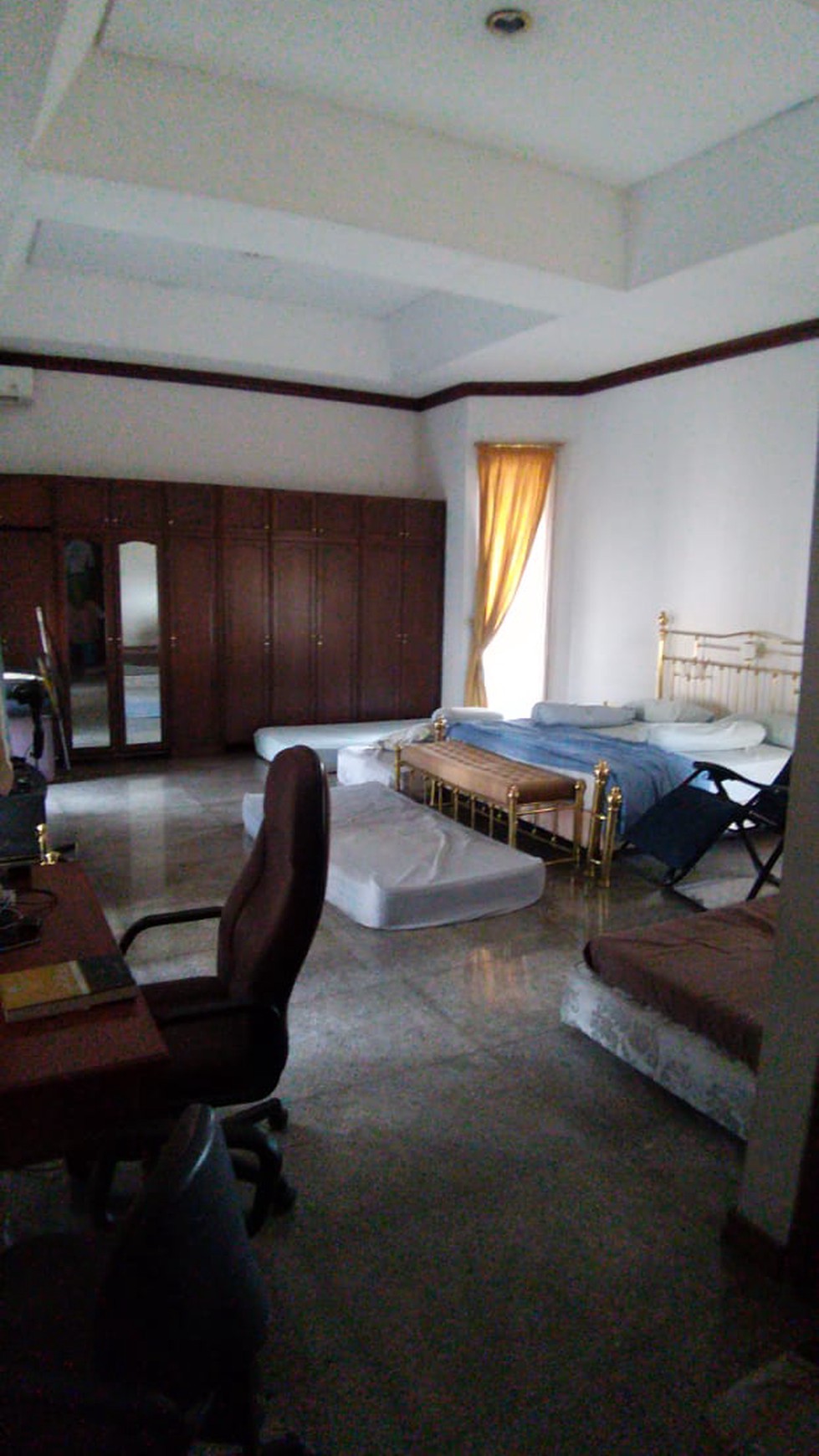 Rumah Lokasi Strategis dengan Lingkungan Asri di Pondok Pinang