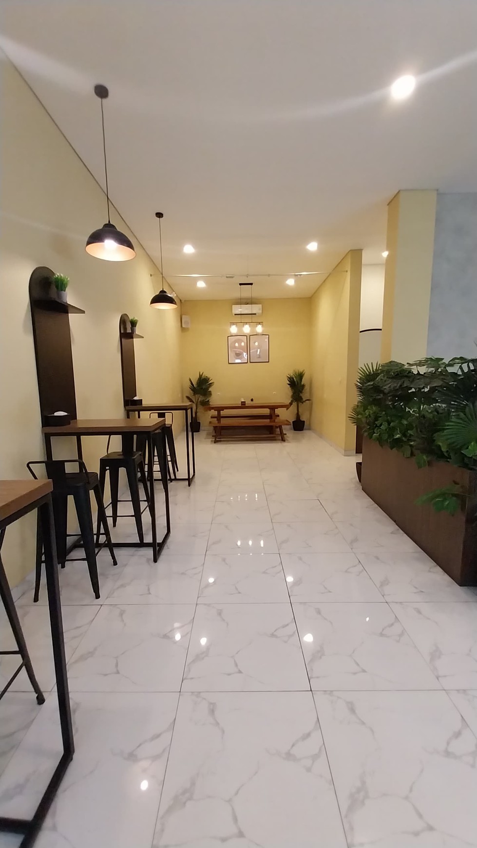 Cafe & Resto Industrial Fully Furnished & Kitchen Equipment di Pamulang