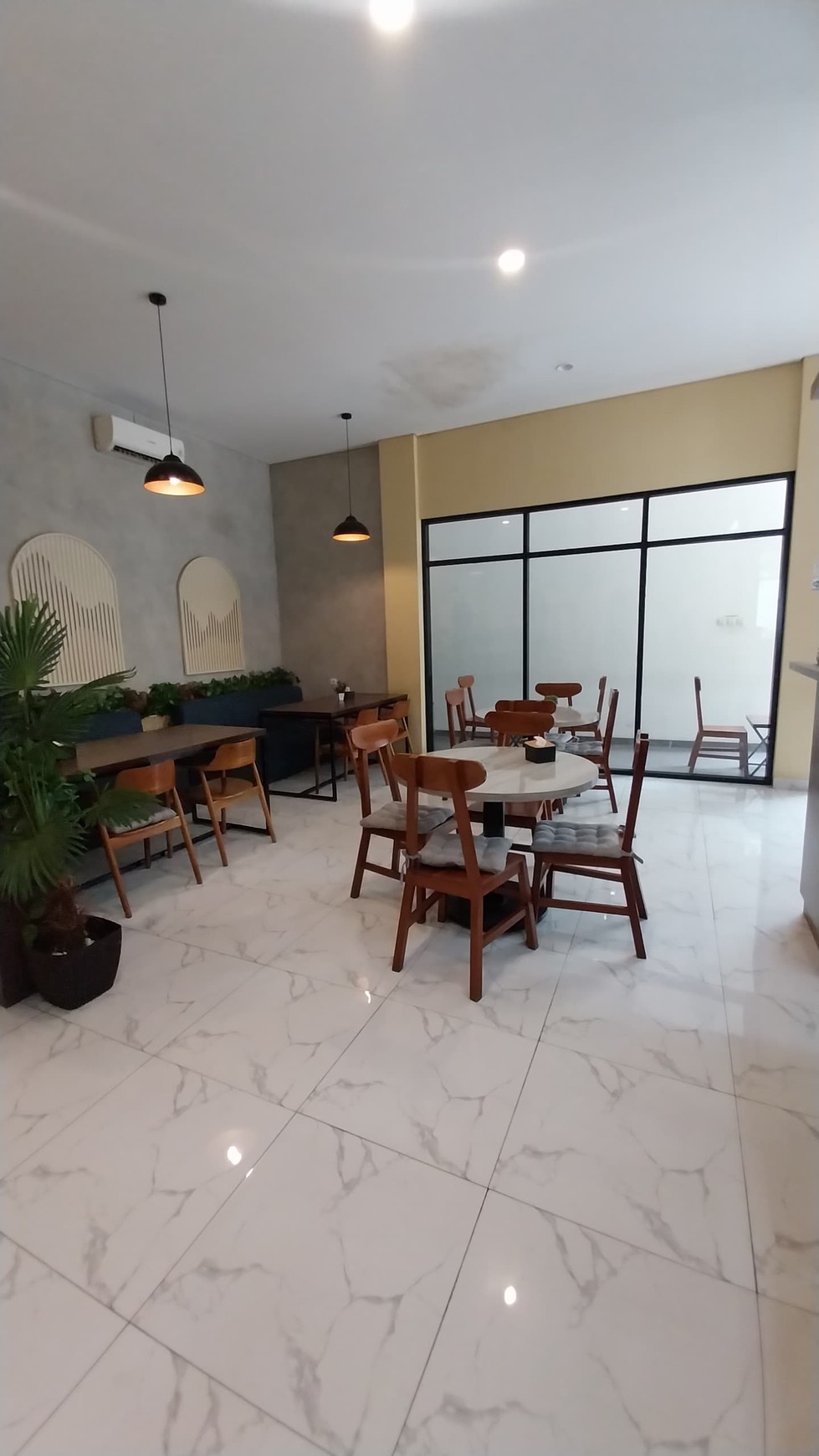 Cafe & Resto Industrial Fully Furnished & Kitchen Equipment di Pamulang