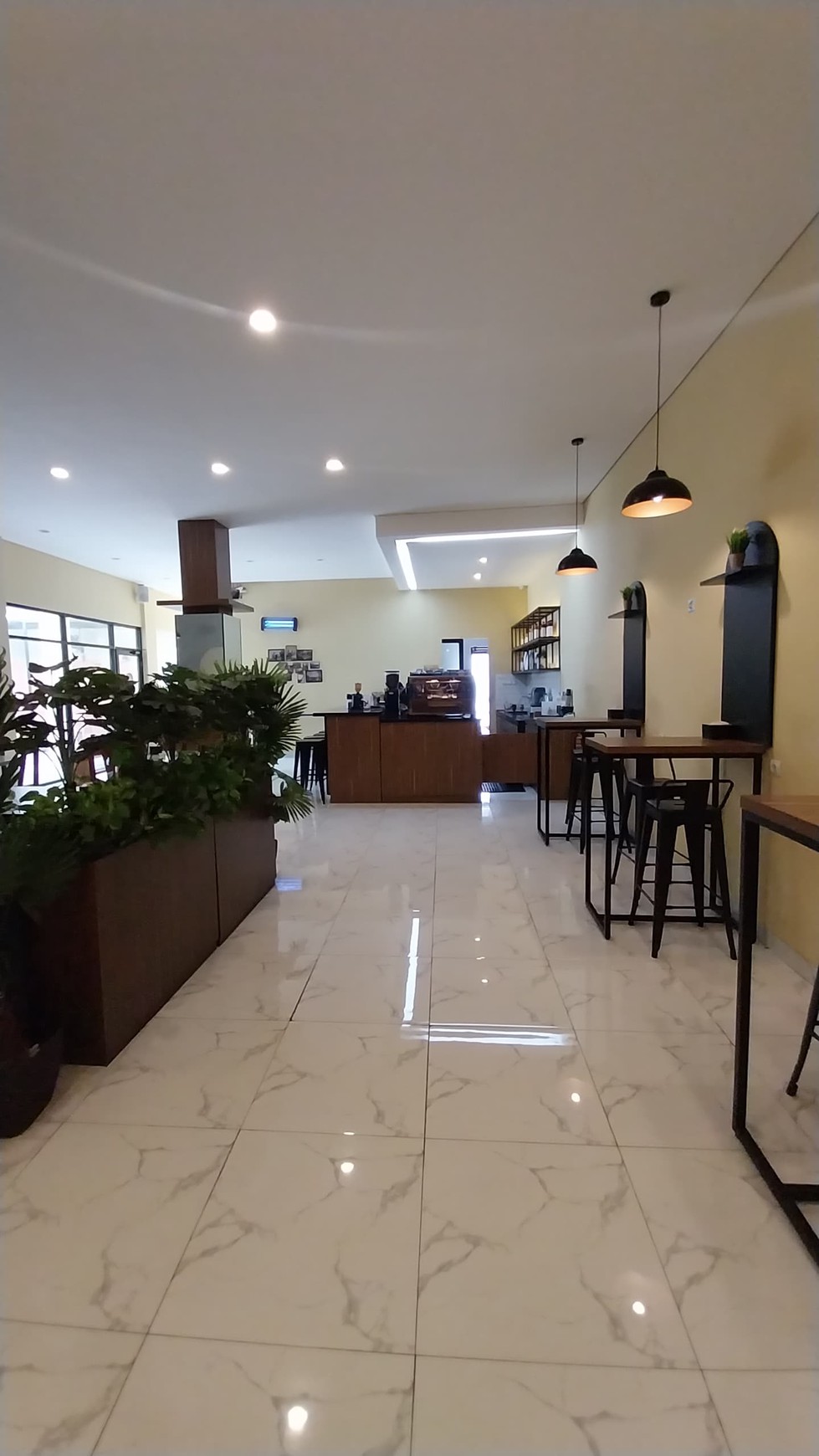 Cafe & Resto Industrial Fully Furnished & Kitchen Equipment di Pamulang