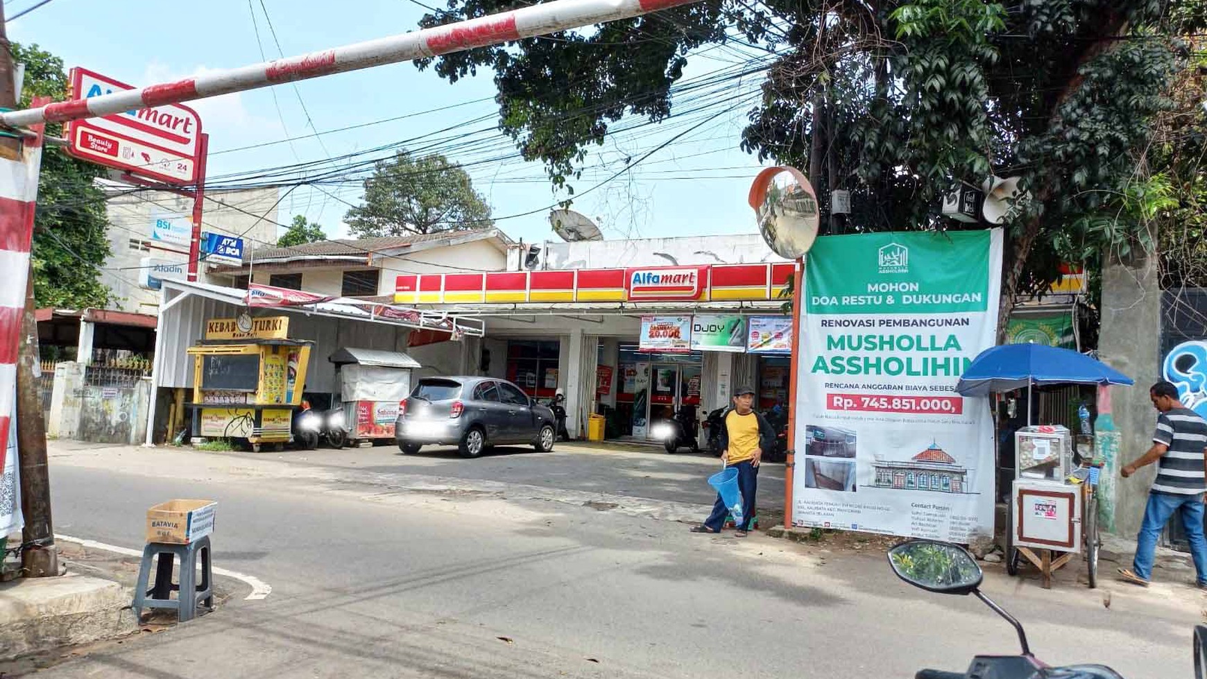 Rumah cocok untuk usaha apapun di Jl. Kalibata Tengah Jakarta Selatan, Nol Jalan, Padat Penduduk