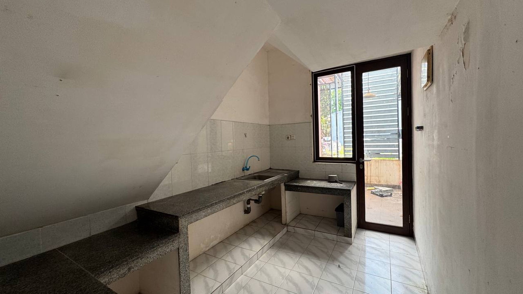 Cirendeu Blakang Vcm Gelagah 4kamar Dekat Dengan Lebak Bulus Mrt