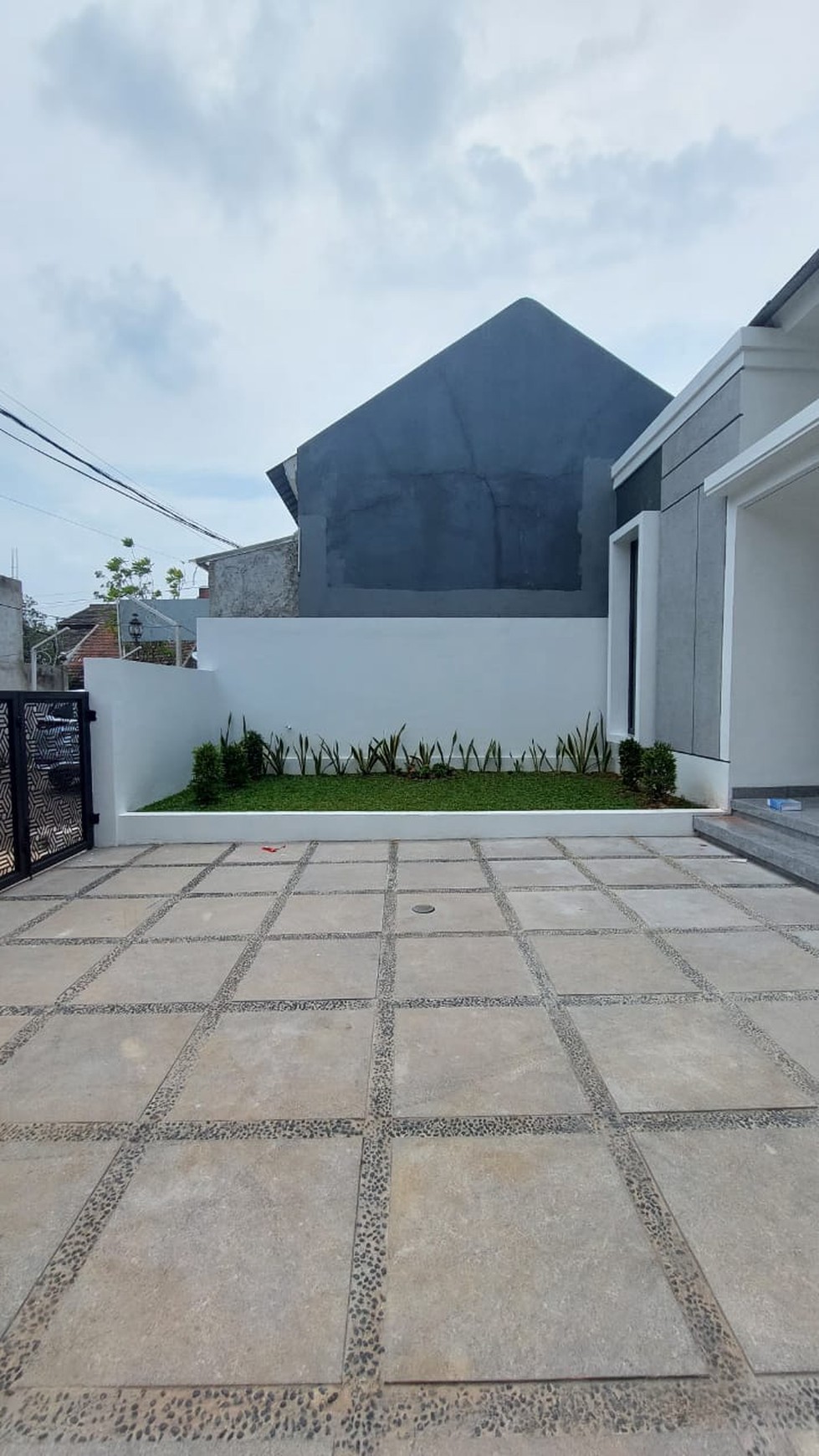 Brand New Rumah Siap Huni dengan Hunian Nyaman di Ciputat