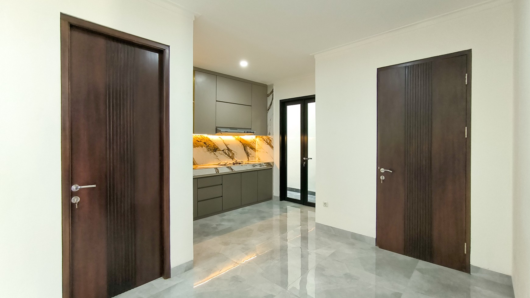 Dijual Rumah Baru Modern Minimalis Posisi Hoek di Puri Bintaro Jaya 9