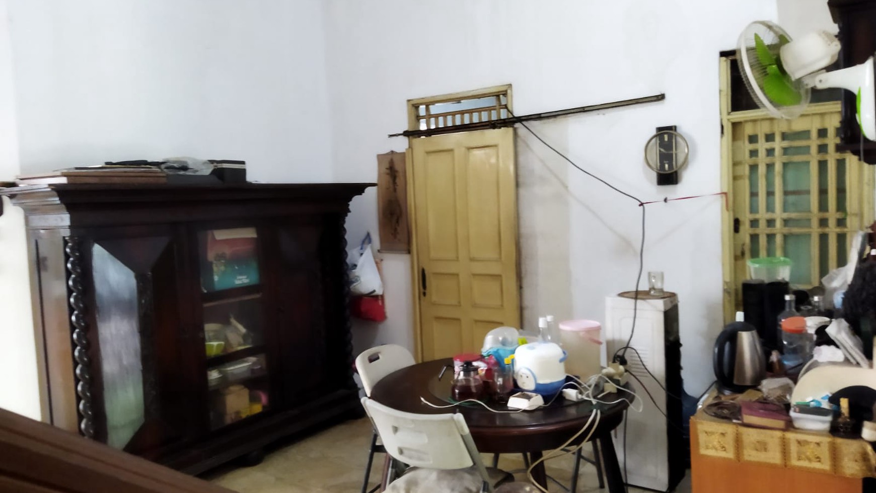 Dijual Rumah Nyaman,lokasi oke,luas tanah 160 di Pasar minggu Jakarta Selatan.