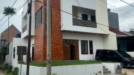 Rumah Cantik Brand New 2 Lantai di Perumahan Permata Cimanggis Depok