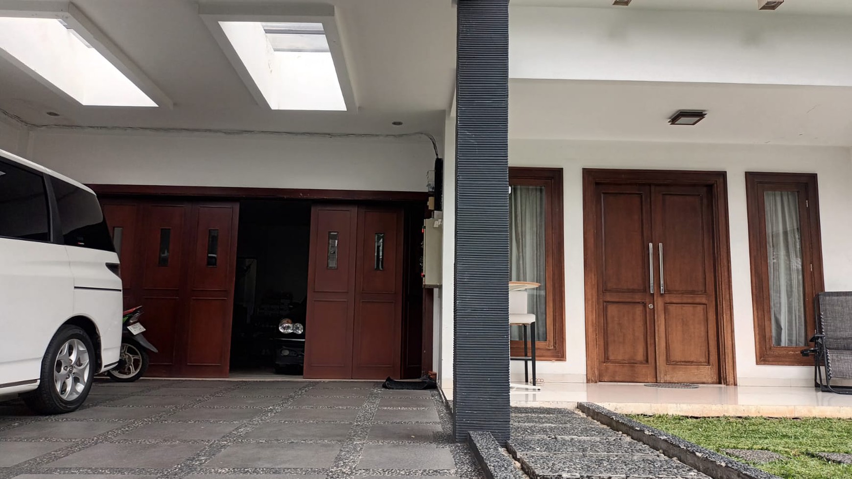 Dijual Murah Rumah Besar dan Mewah di Jaksel