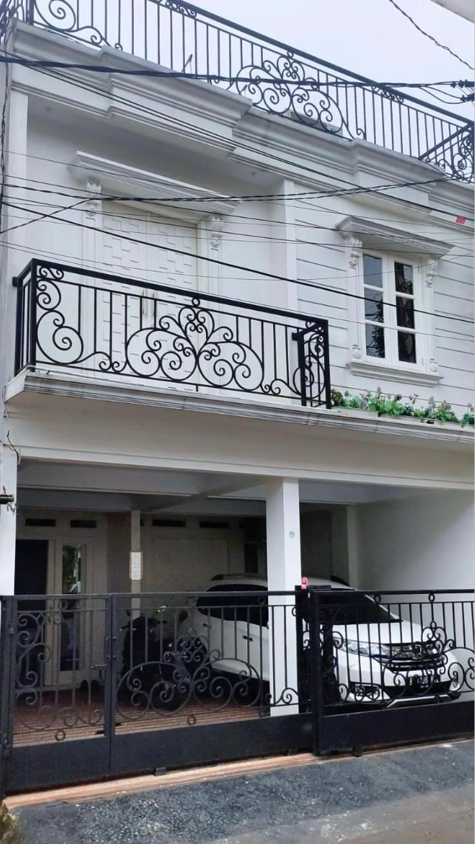 Rumah Hitung Tanah Area Cipete