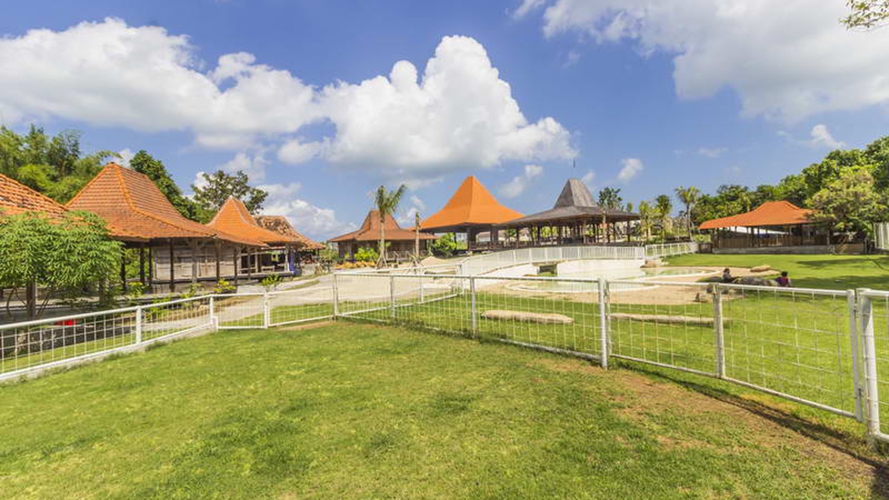 Freehold beautiful 9 joglos in area premium Canggu Bali