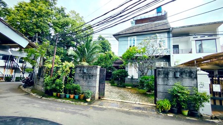 Rumah Mewah cocok untuk Hunian maupun Usaha di Jakarta Selatan