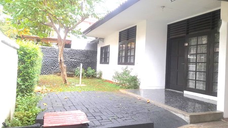 Rumah Asri Siap Huni dengan Hunian Nyaman @Bintaro Sektor 3