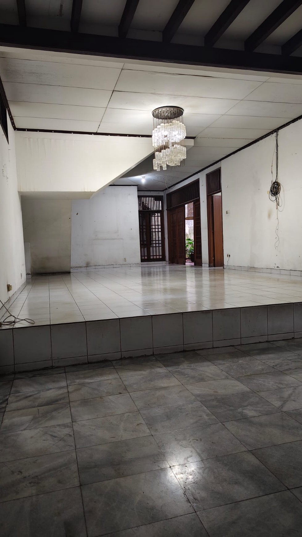 Rumah Hitung Tanah Area Cipete