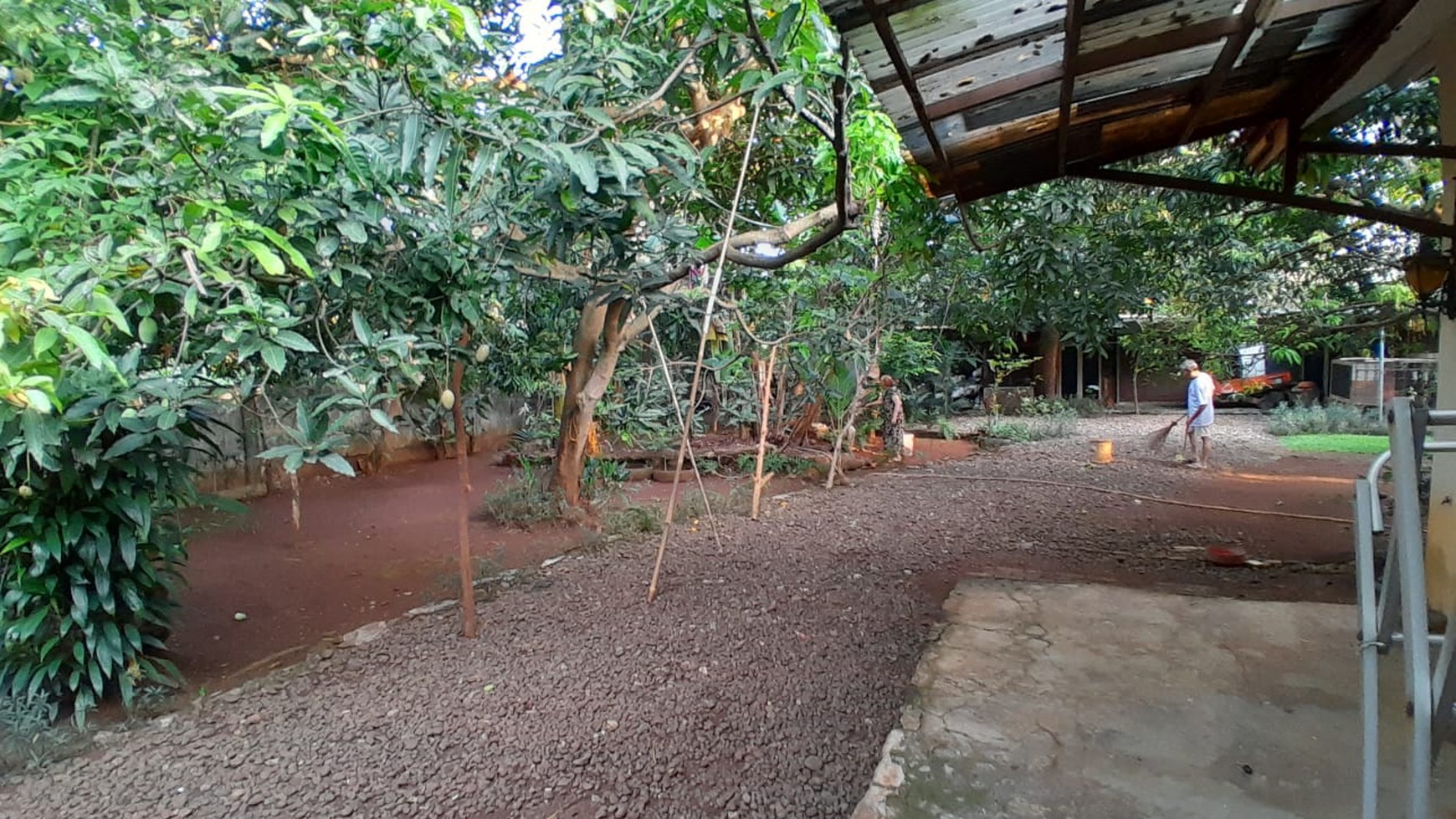 Rumah Hitung Tanah Area Cipete