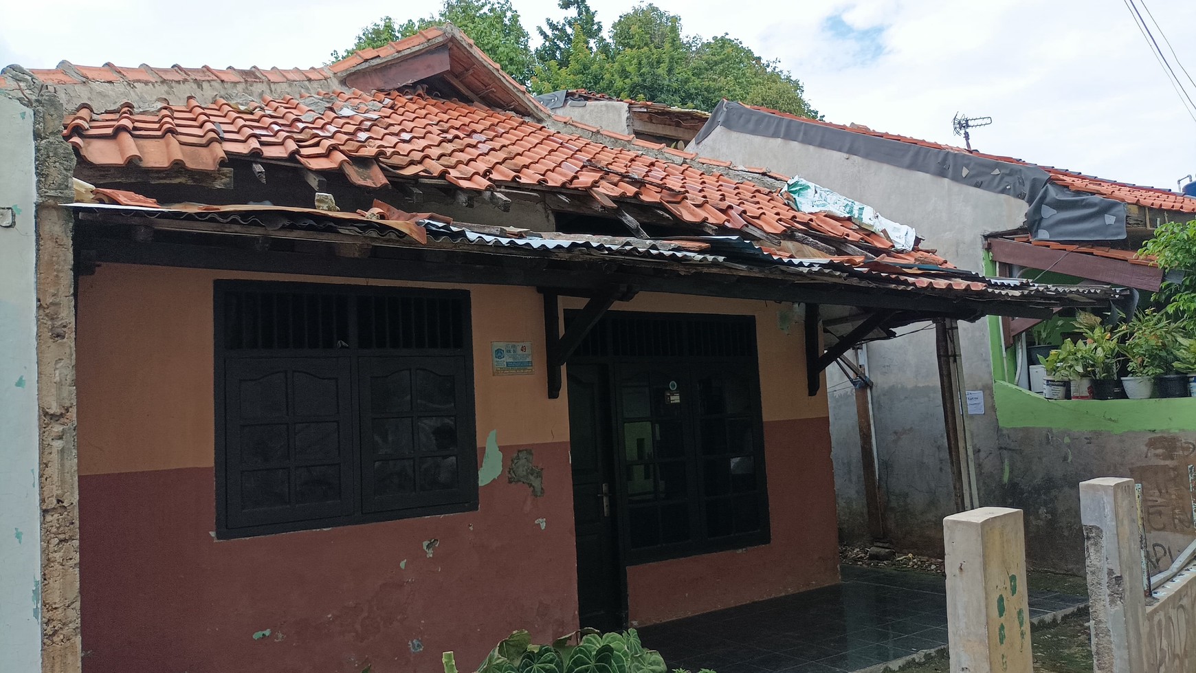 Rumah Hitung Tanah Area Cipete