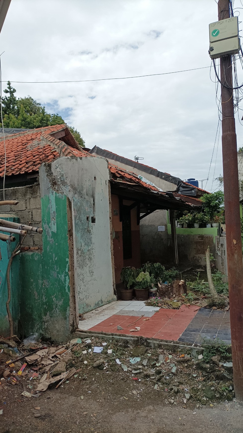 Rumah Hitung Tanah Area Cipete