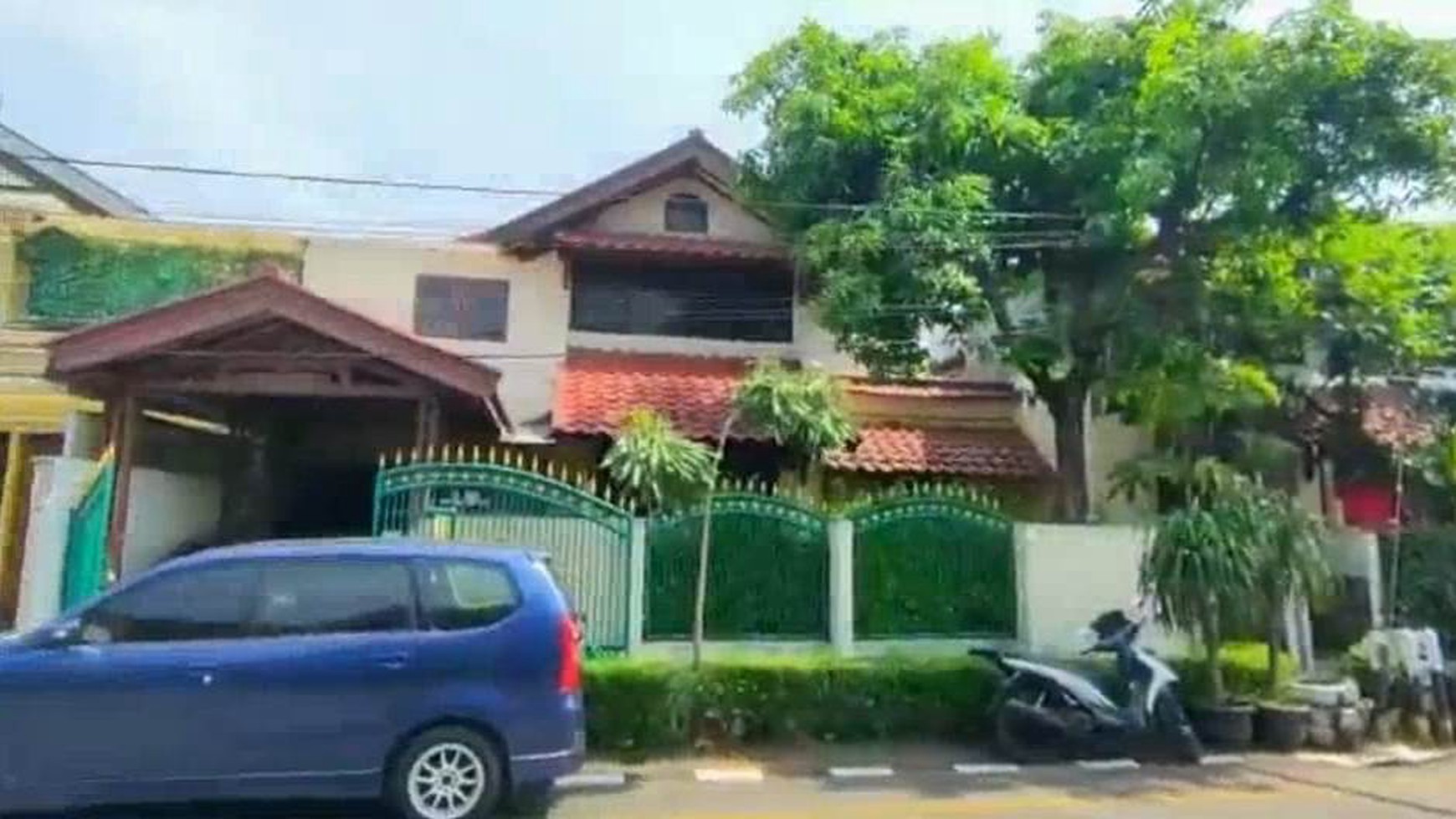 Dijual Rumah lt372m pinggir jalan  di Mandar Bintaro Jaya sektor 3.