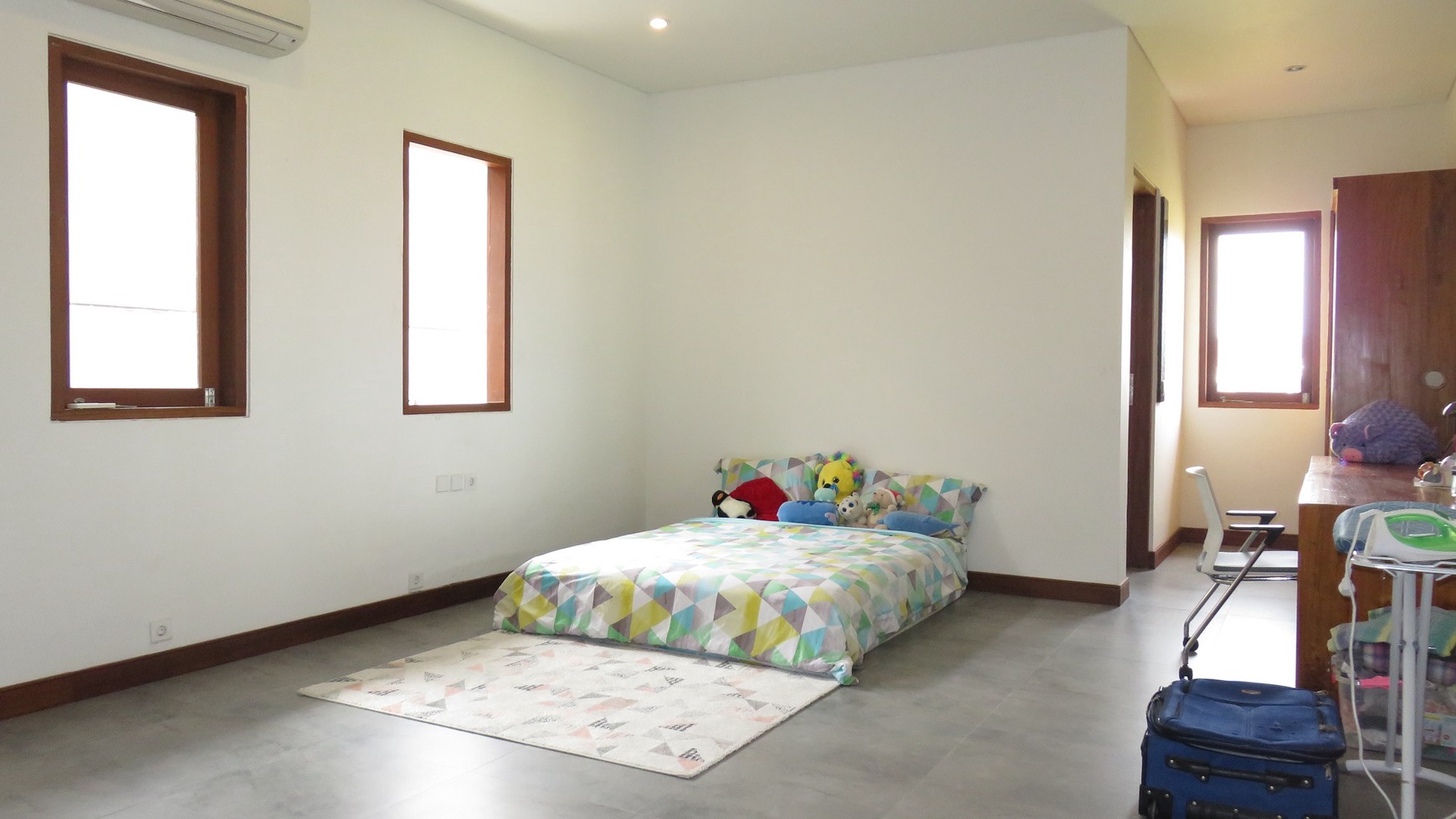 Modern Villa Hak Milik In Canggu Bali With Rice Field View