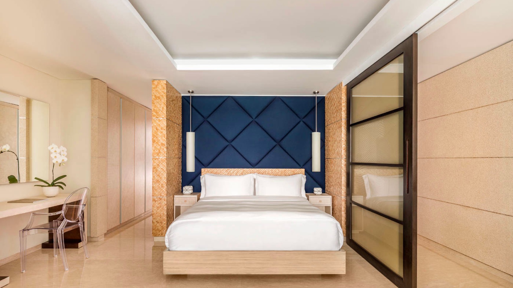 Two Bedroom Luxury Oceanfront Apartment in Echo Beach, Canggu Bali