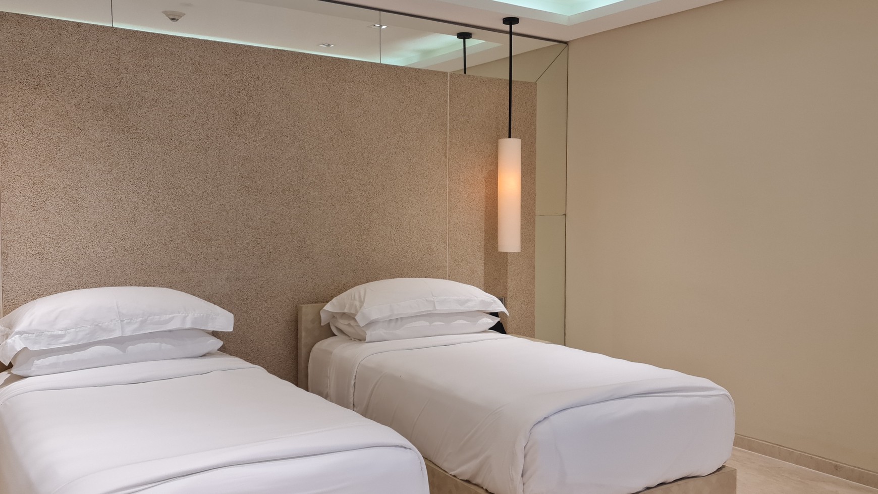 Two Bedroom Luxury Oceanfront Apartment in Echo Beach, Canggu Bali