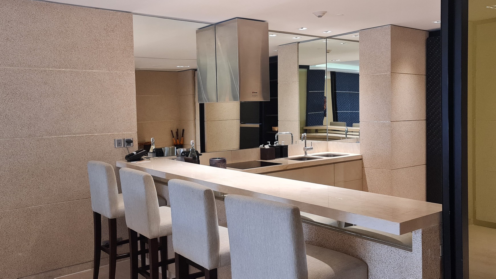 Two Bedroom Luxury Oceanfront Apartment in Echo Beach, Canggu Bali