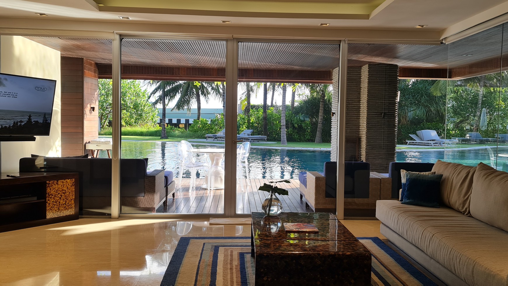 Two Bedroom Luxury Oceanfront Apartment in Echo Beach, Canggu Bali