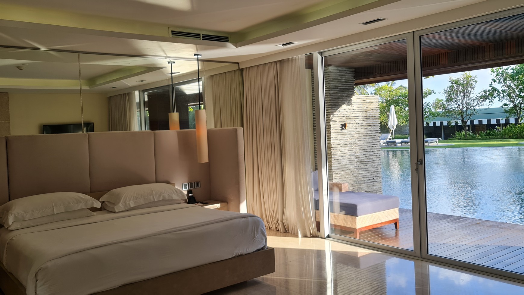 Two Bedroom Luxury Oceanfront Apartment in Echo Beach, Canggu Bali