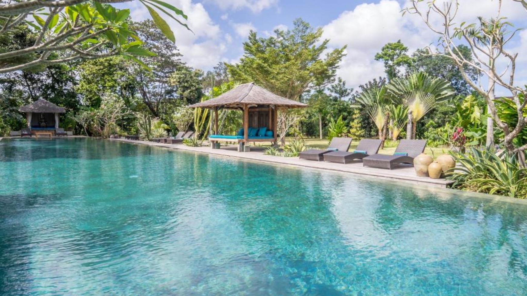 Riverside Canggu Bali luxury commercial resort with high ROI