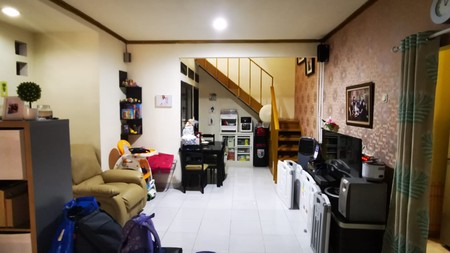 Dijual Rumah Nyaman Dalam Komplek di Bintaro Jaya Sektor 9