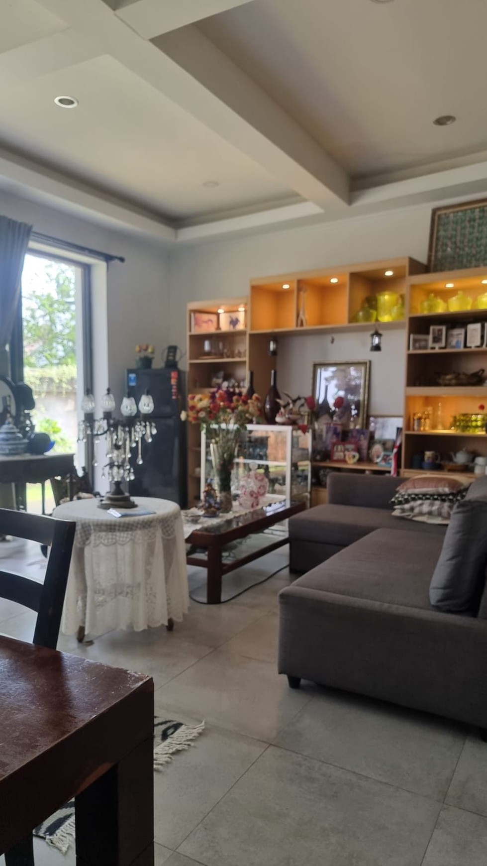 Dijual Rumah Modern Siap Huni Lokasi Strategis di Bintaro 7