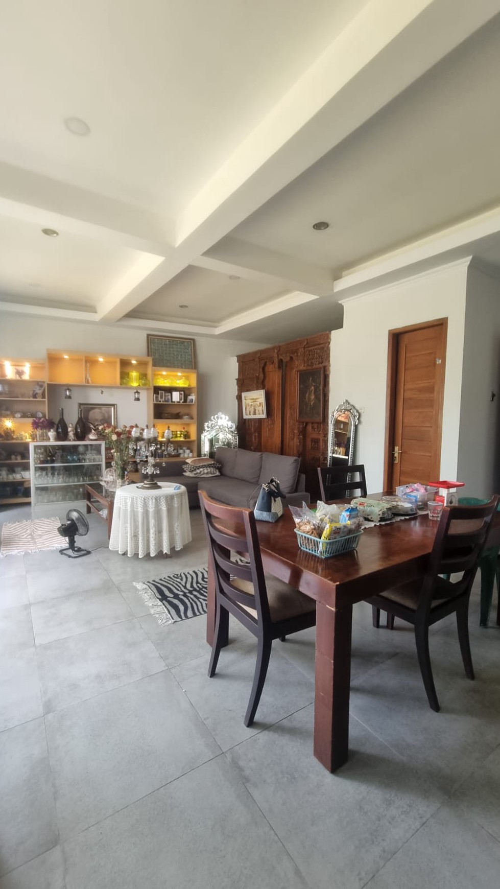 Dijual Rumah Modern Siap Huni Lokasi Strategis di Bintaro 7