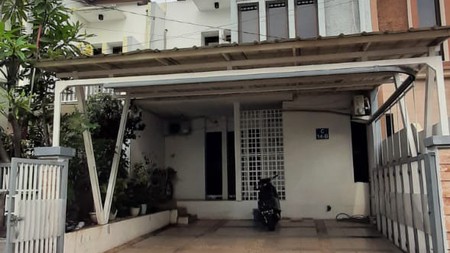 Pejaten Barat Rumah Luas 300 Kondisi Rapih Dekat Ke Pejaten Village Mall