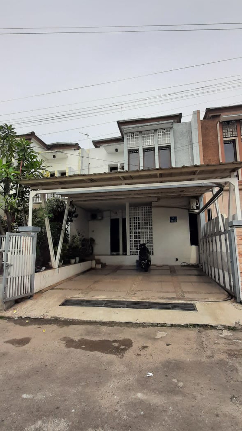 Pejaten Barat Rumah Luas 300 Kondisi Rapih Dekat Ke Pejaten Village Mall