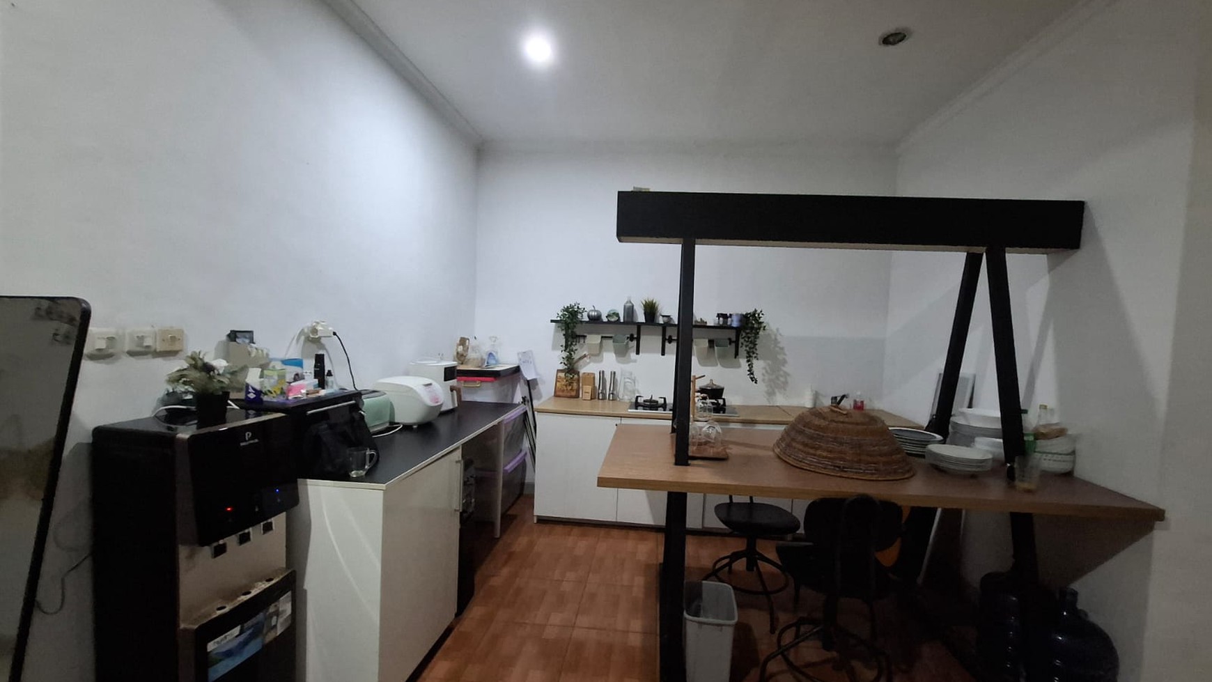 Pejaten Barat Rumah Luas 300 Kondisi Rapih Dekat Ke Pejaten Village Mall