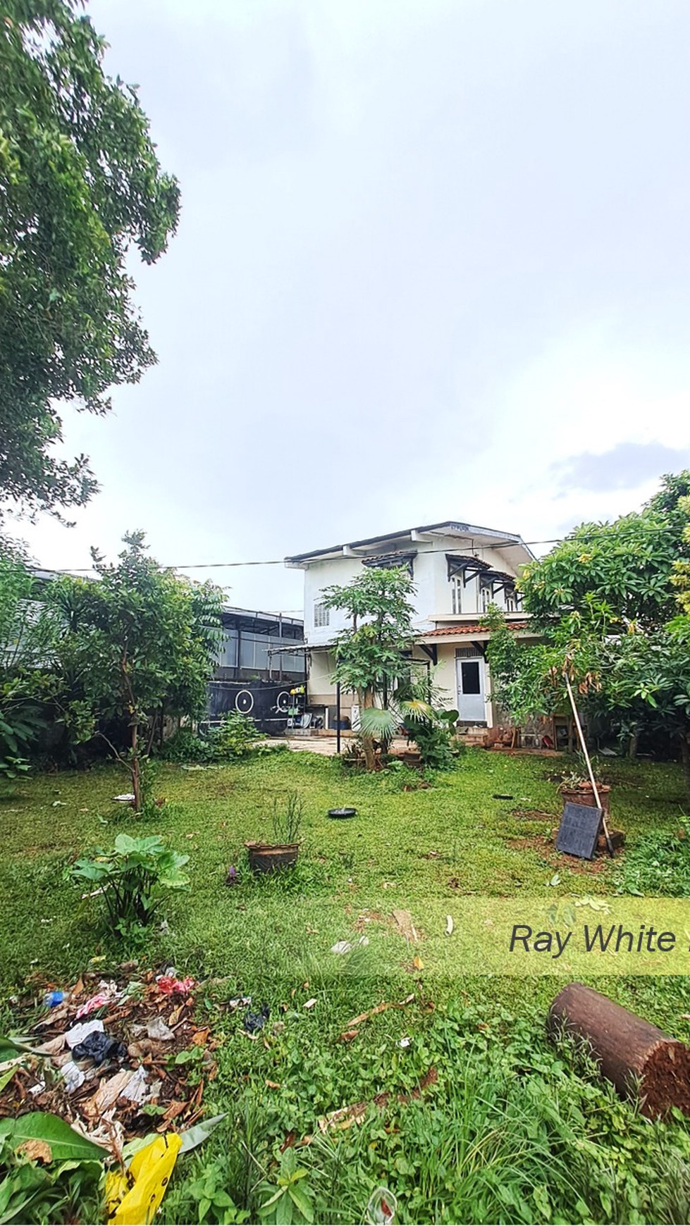 RUANG USAHA HITUNG TANAH DI PINGGIR JL CIPUTAT RAYA, KEBAYORAN LAMA, JAKARTA SELATAN