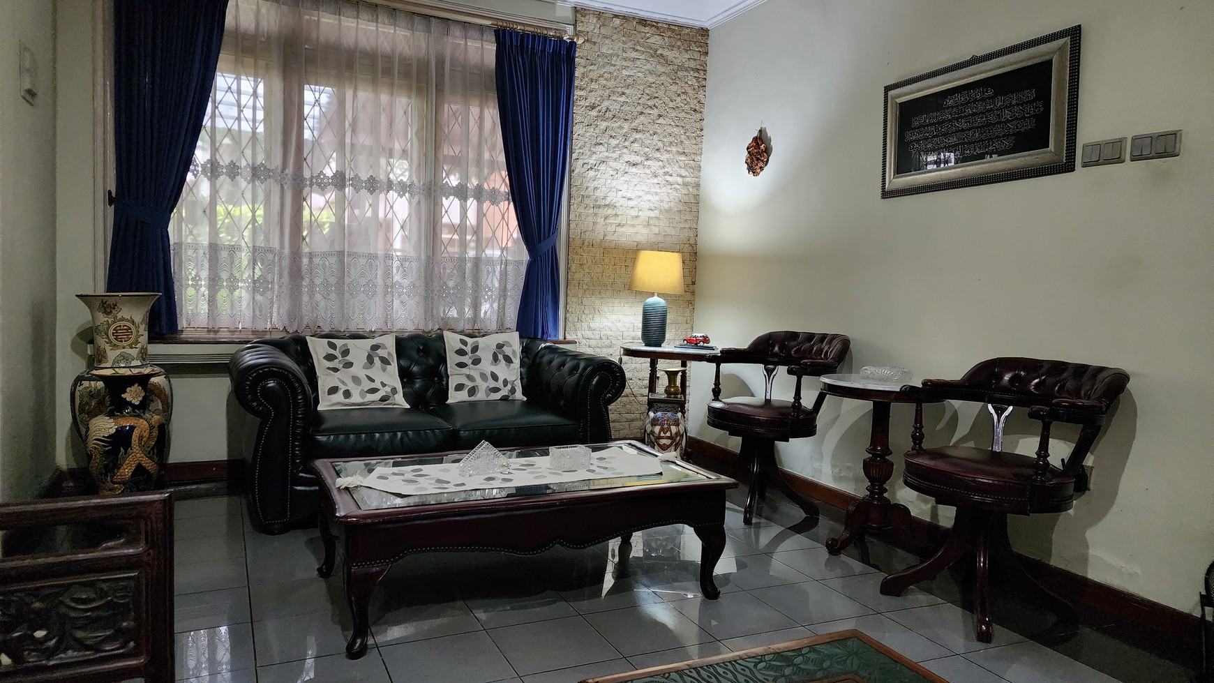 Rumah Lokasi bagus pinggir jalan Raya di Bintaro Sektor 1
