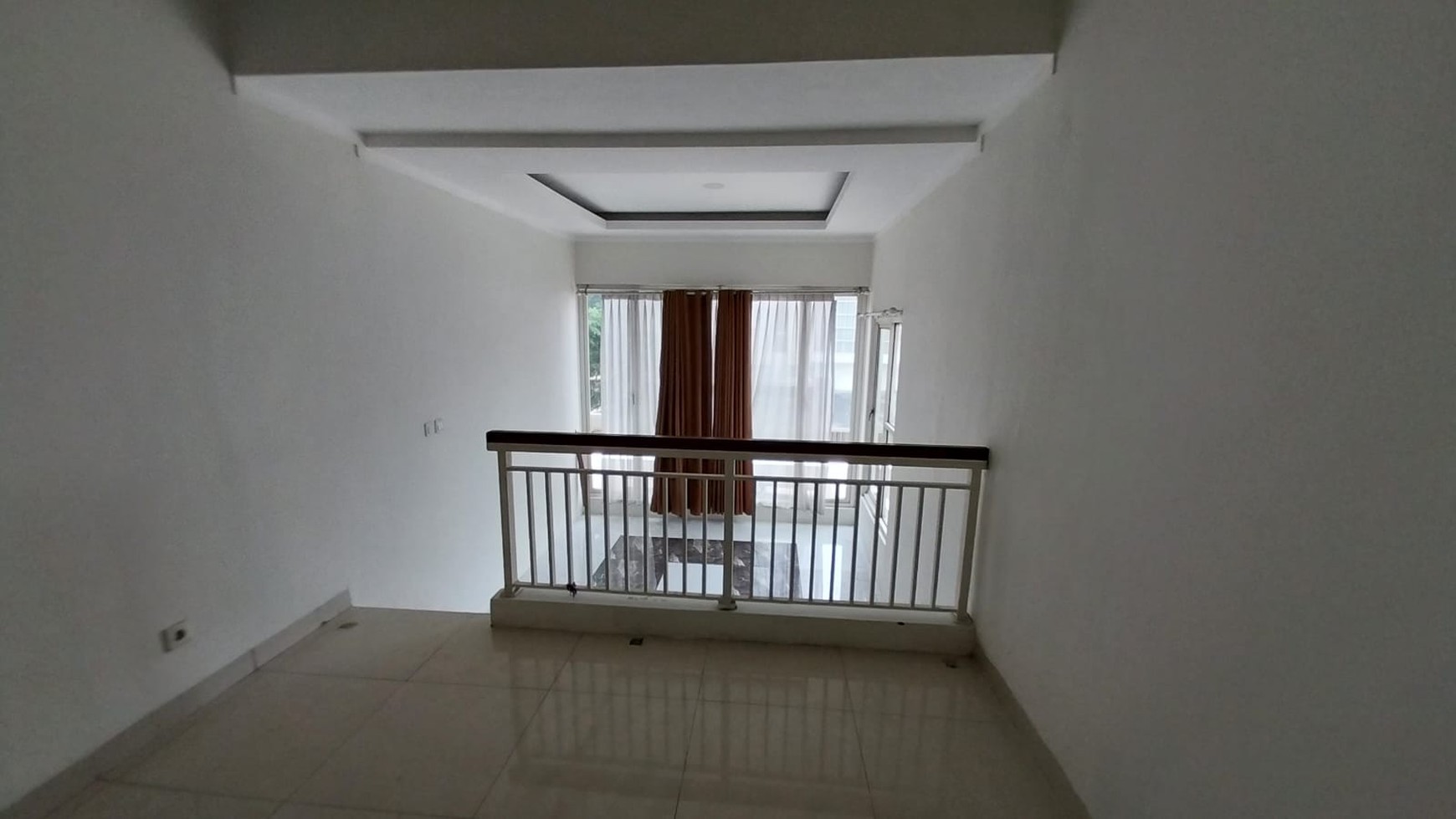 Rumah Lokasi Strategis di Kebayoran Village Bintaro Jaya