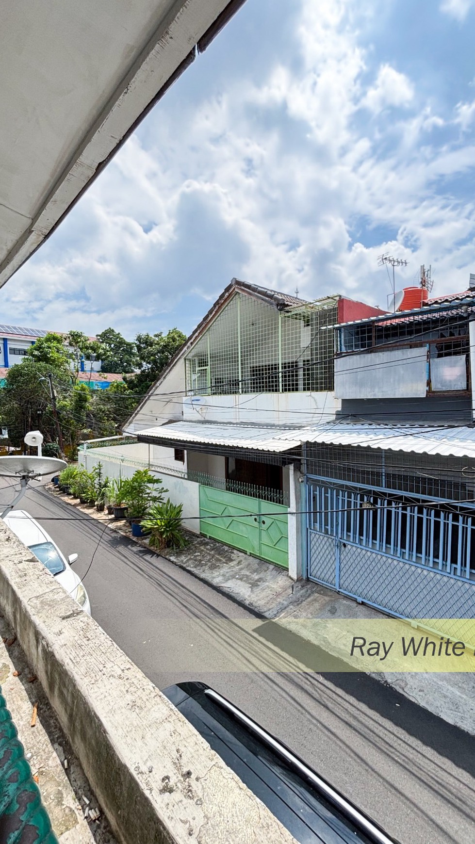 RUMAH LAMA HITUNG TANAH + KOS KOSAN 20 PINTU DI AREA TOMANG, JAKARTA BARAT