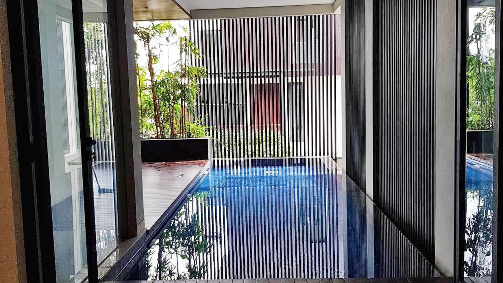 Rumah 3 lantai Ada Kolam Renang di Cilandak Dua Residence