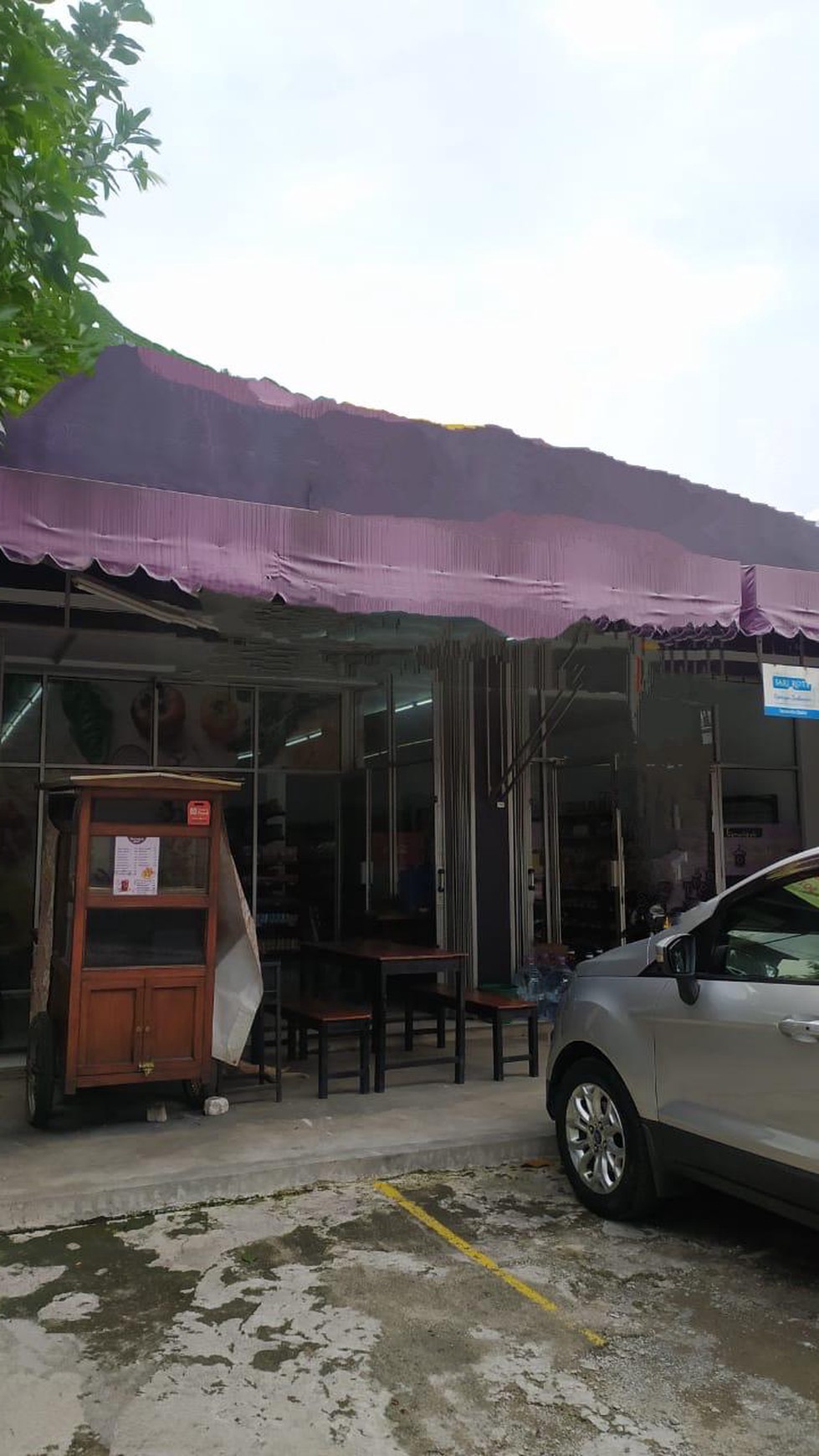 Tanah Pinggir jalan raya di Cilandak Jakarta Selatan