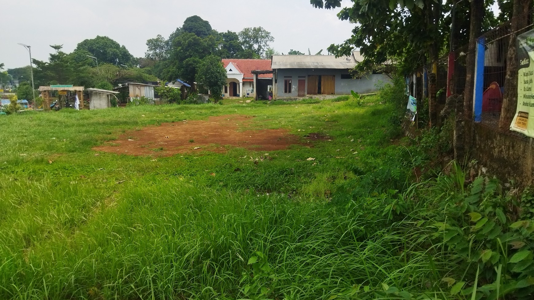 Kavling Tepi Danau Untuk Rumah atau Komersil Dekat Shilla Sawangan Depok