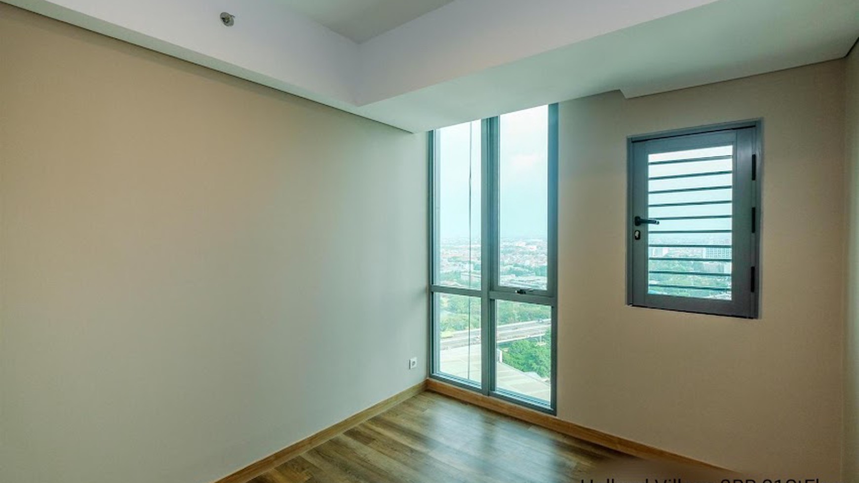 Apartemen di Holland Village, Jakarta Pusat