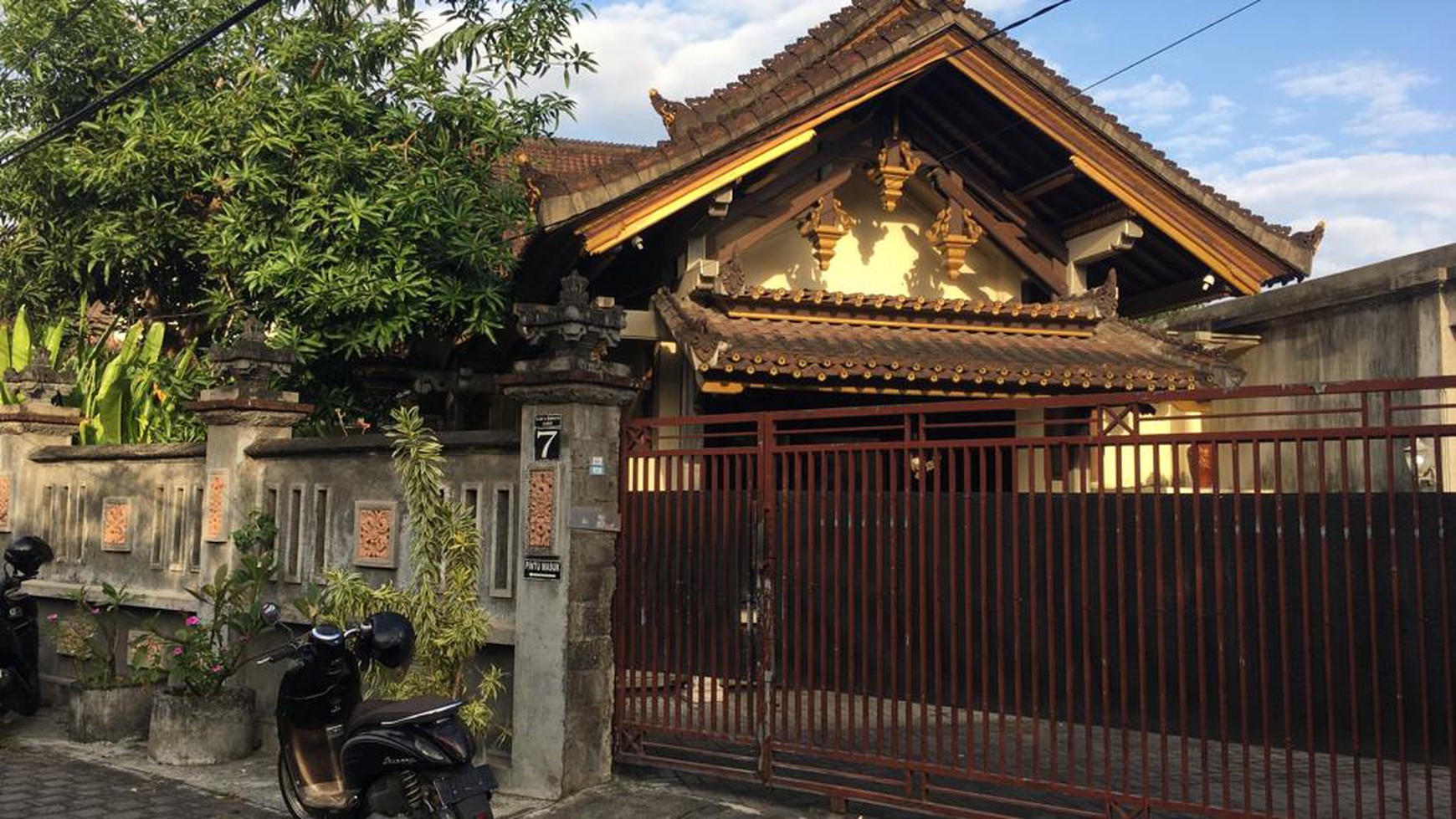 Traditional Big House Sidakarya Bali