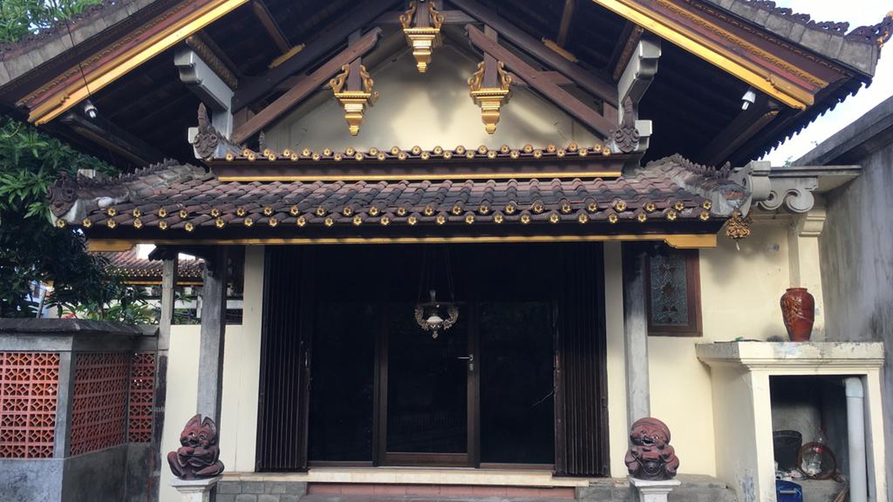 Traditional Big House Sidakarya Bali