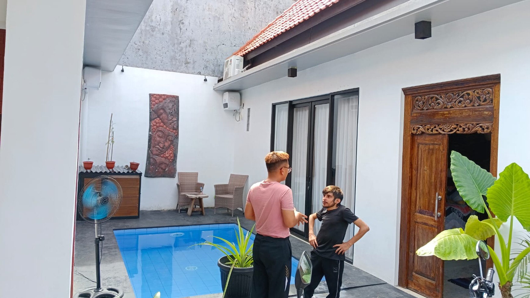 Intimate Villa, Strategic, Between Canggu and Seminyak Bali