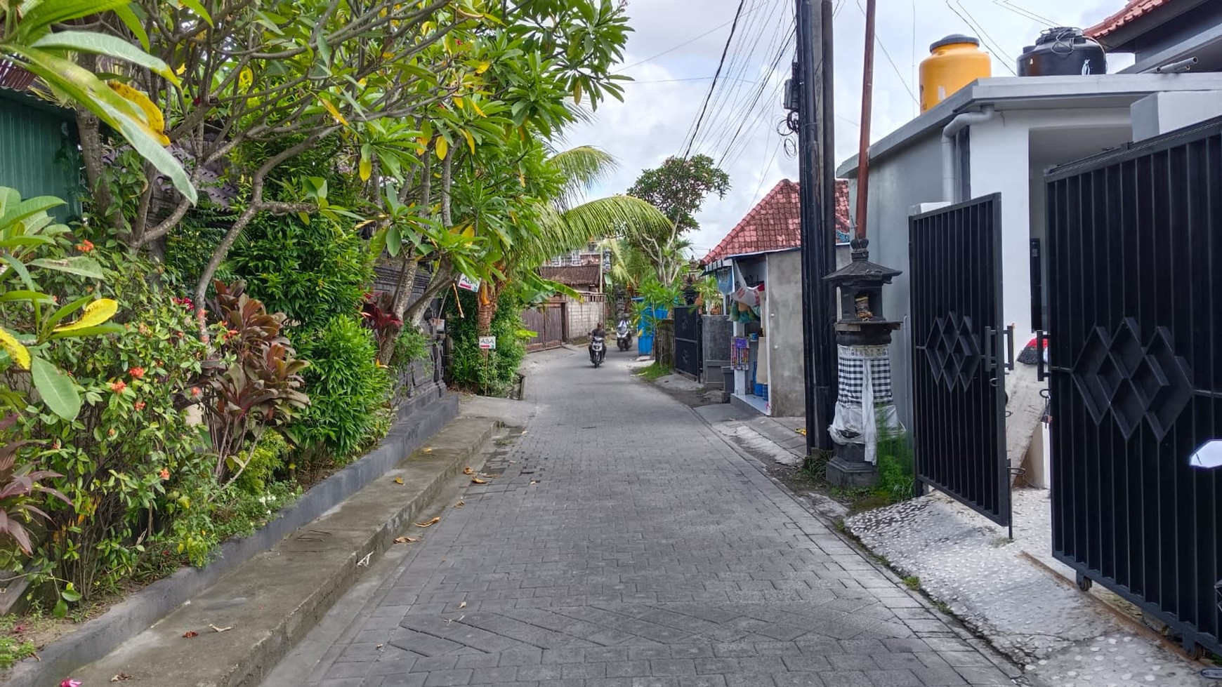 Intimate Villa, Strategic, Between Canggu and Seminyak Bali