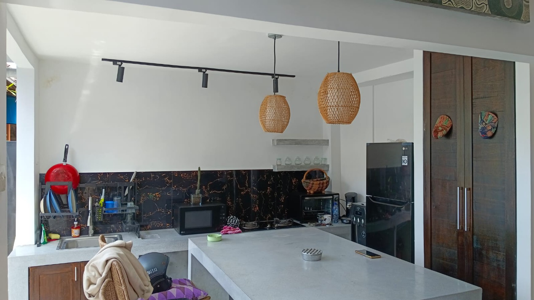 Intimate Villa, Strategic, Between Canggu and Seminyak Bali